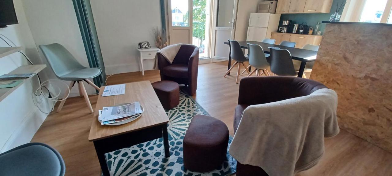 Le Logis De La Place Thouars Luaran gambar